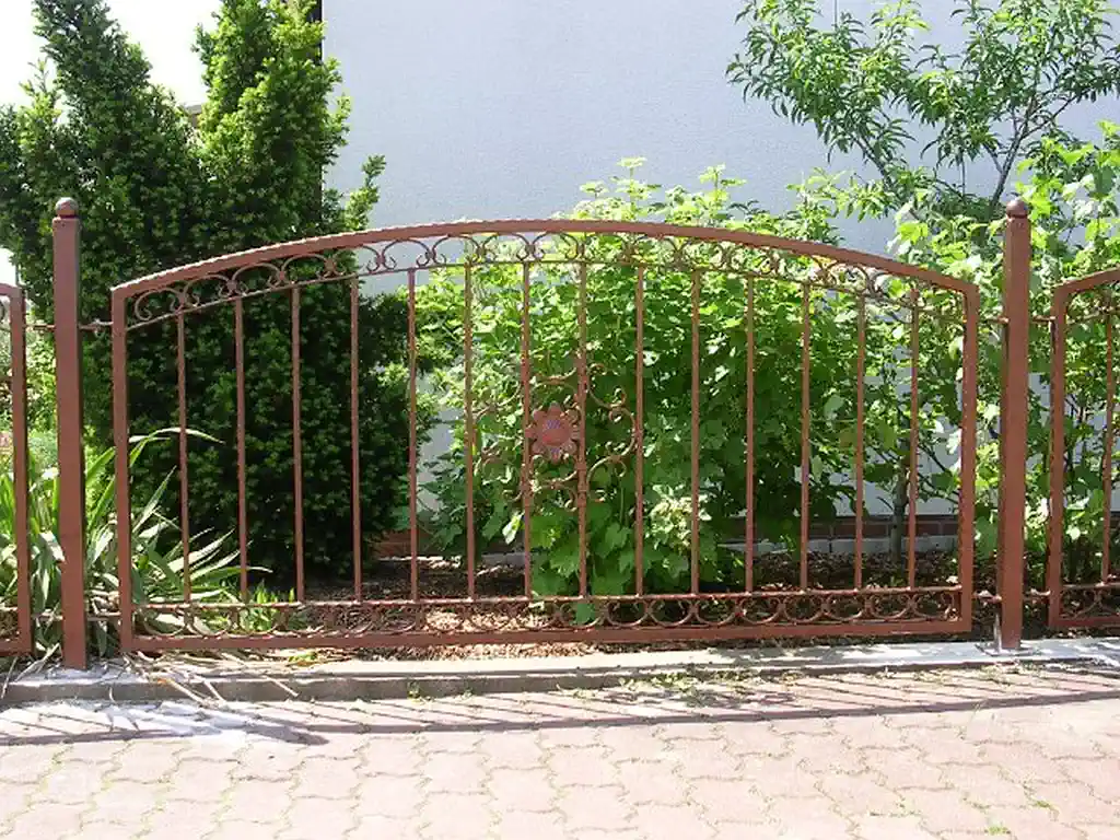Gartenzaun aus Metall