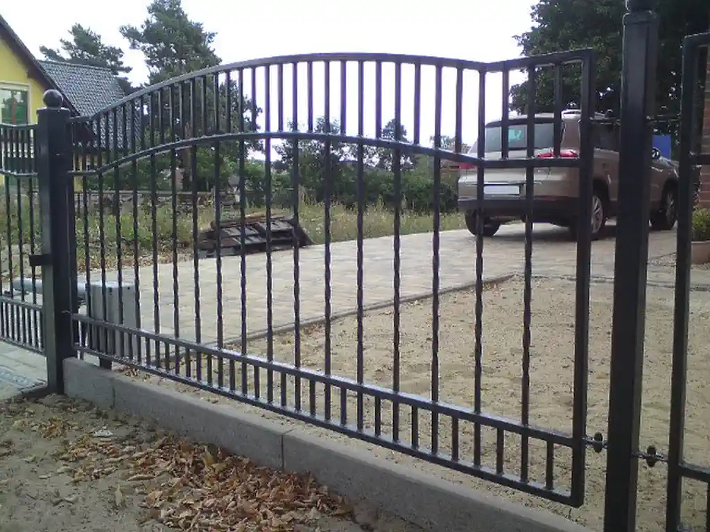 Gartenzaun aus Metall