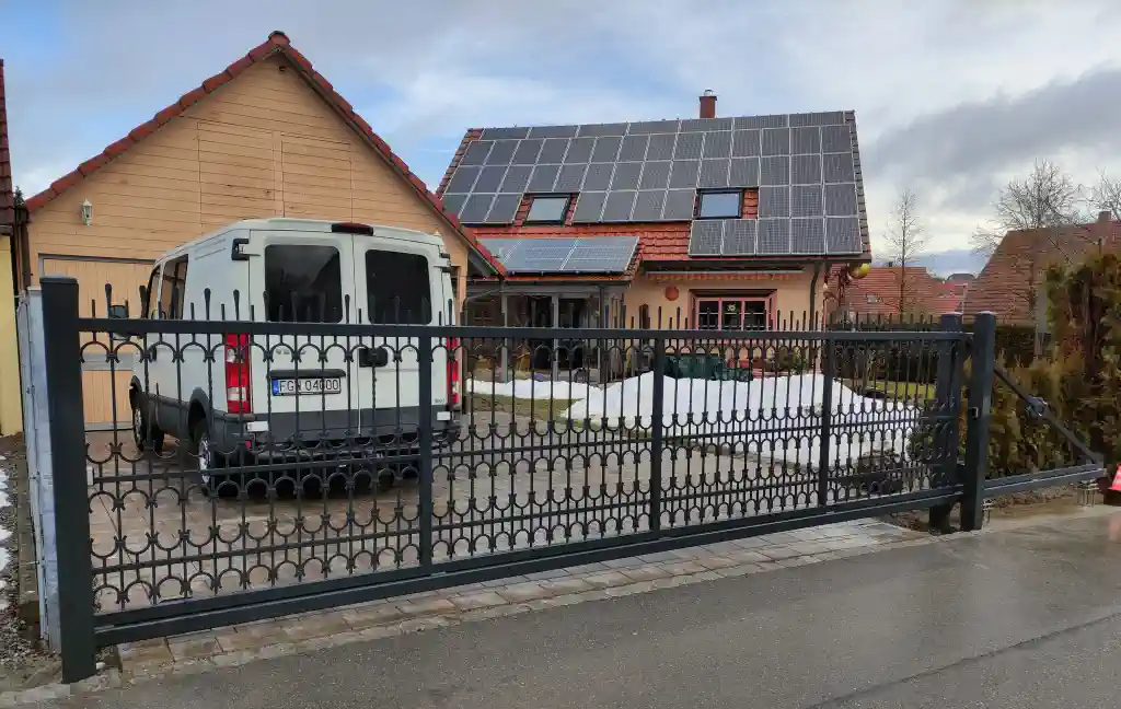 Schiebetor mit Antrieb