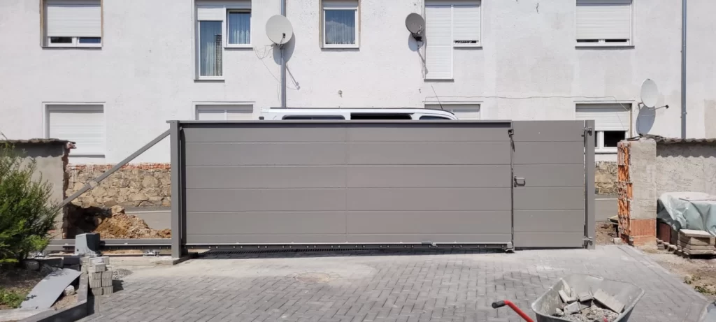 Schiebetor Sichtschutz