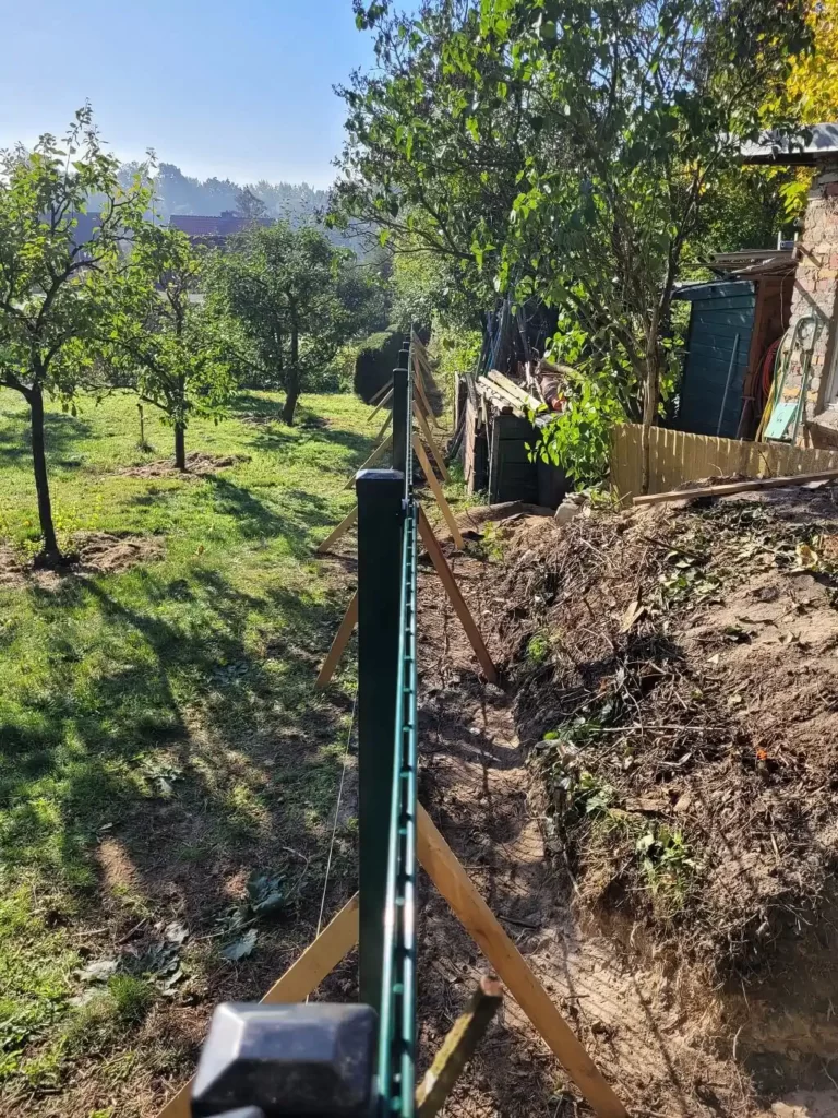 Doppelstabmattenzaun mit Montage